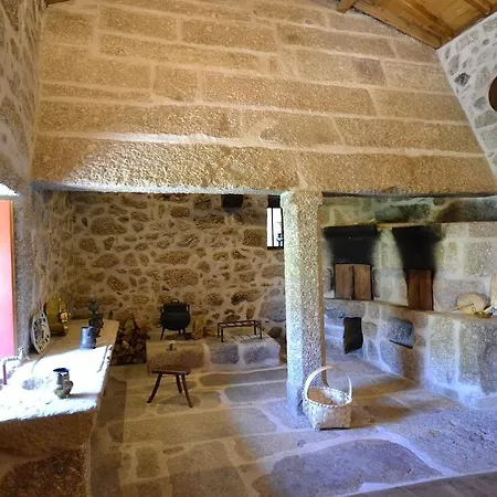 Casa Da Portela De Sampriz