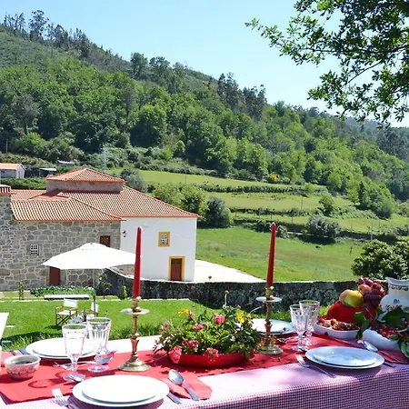 ベッド・アンド・ブレックファスト Casa Da Portela De Sampriz 4*