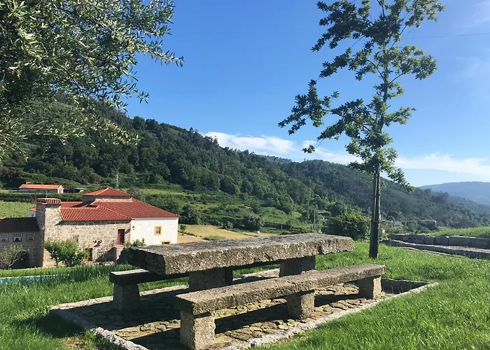 Nocleg ze śniadaniem Casa Da Portela De Sampriz