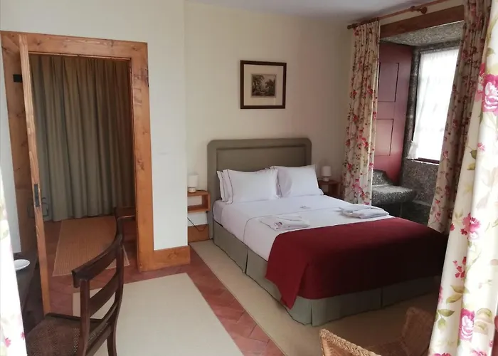 Casa Da Portela De Sampriz 4*