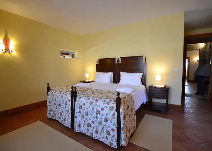 Casa Da Portela De Sampriz 4*