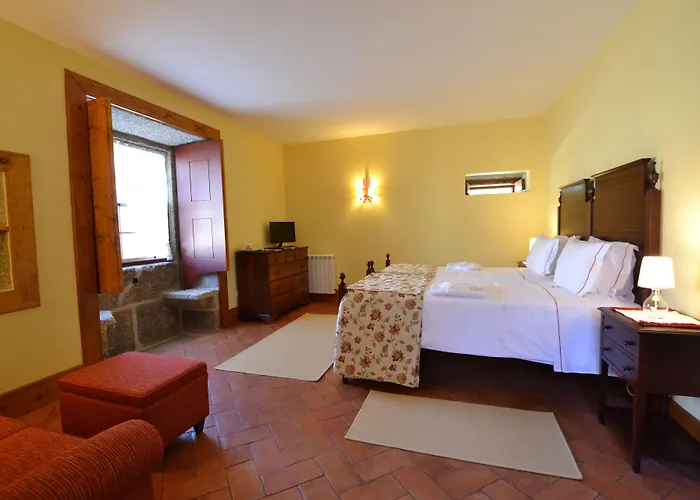 Casa Da Portela De Sampriz 4*