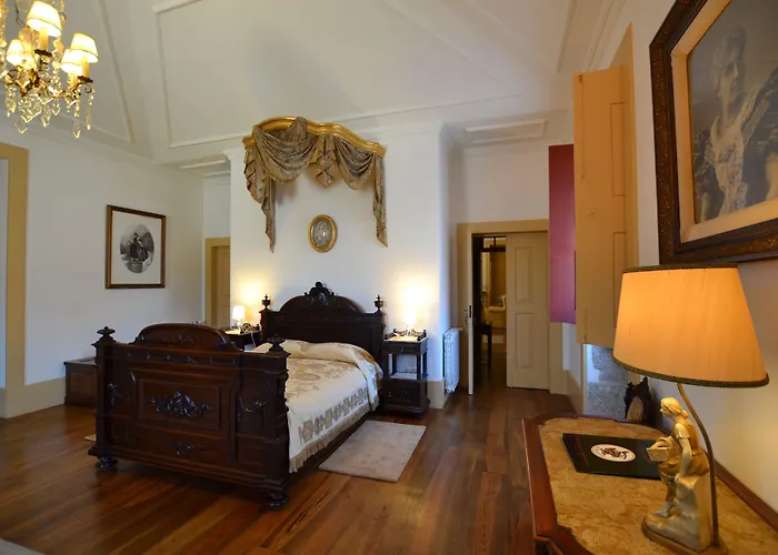 Casa Da Portela De Sampriz Bed & Breakfast