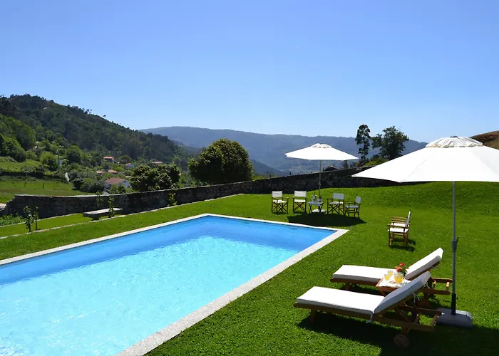 Casa Da Portela De Sampriz Bed & Breakfast