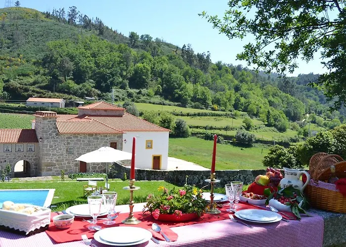 Bed and Breakfast Casa Da Portela De Sampriz 4*