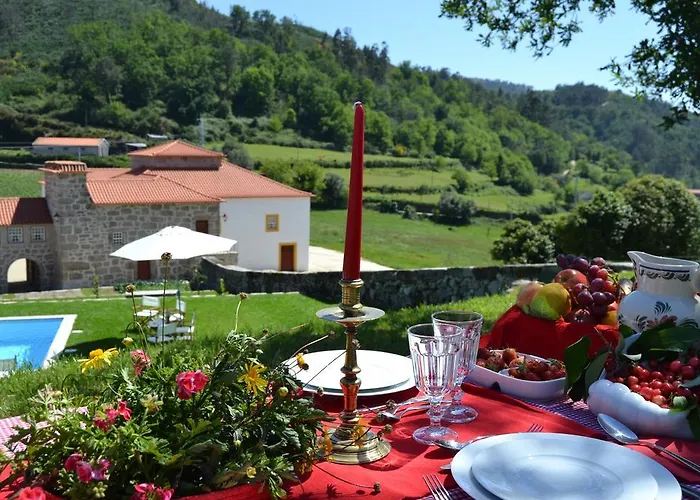 Bed and Breakfast Casa Da Portela De Sampriz 4*