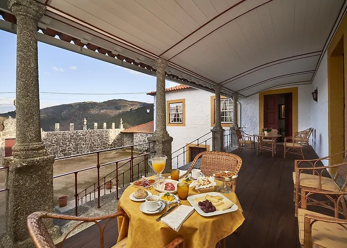 Casa Da Portela De Sampriz Nocleg ze śniadaniem 4*